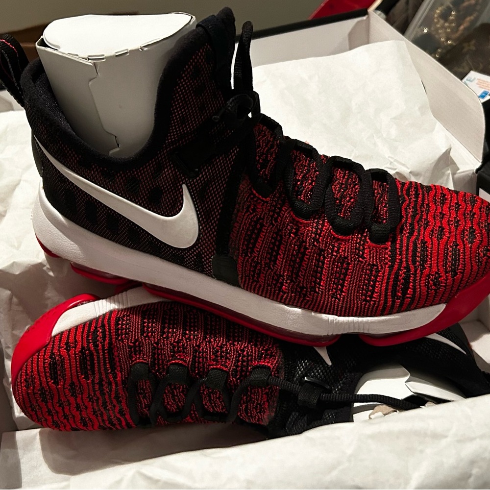 KD’s sneakers